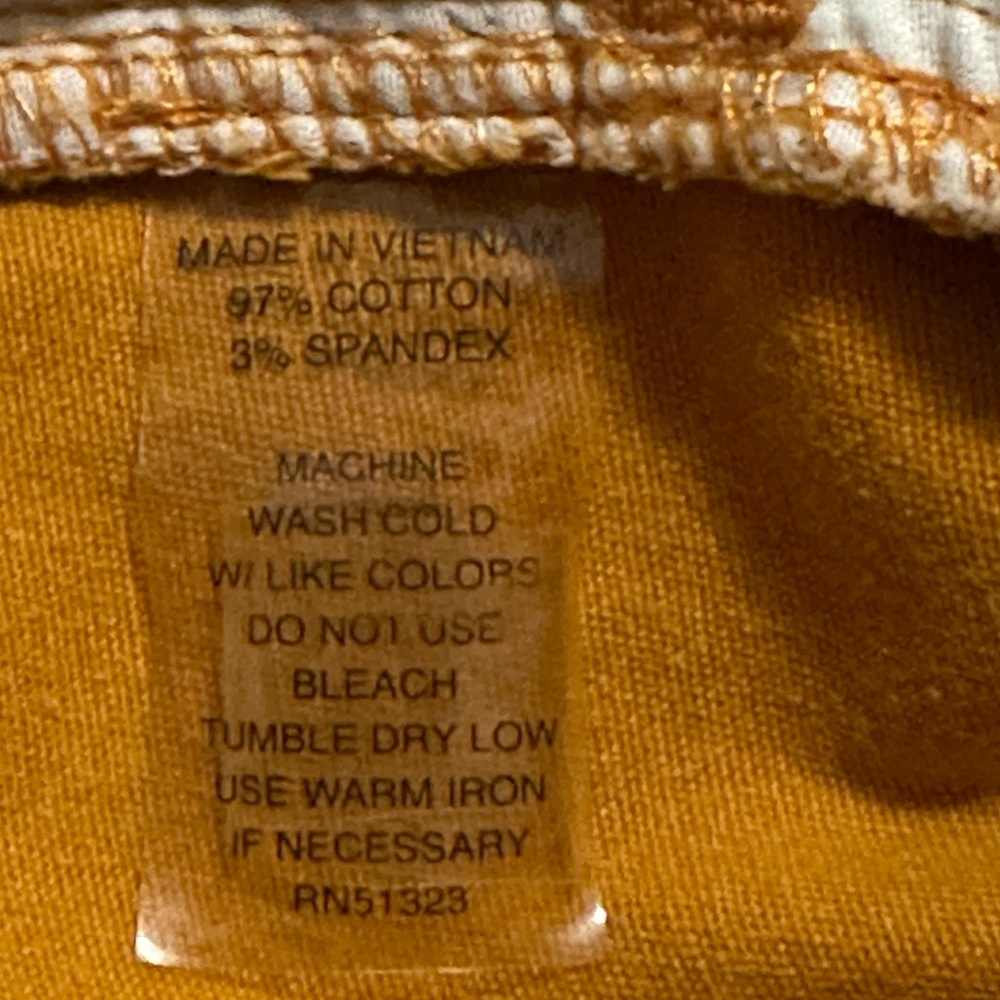 Chaus Gold Mid-Rise Cropped Cotton Jeans, Size 10 - Picture 6 of 6